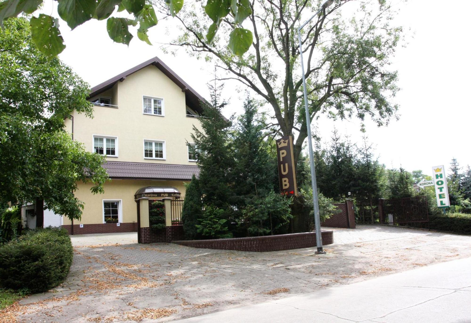 Hotel Korona Slubice  Ngoại thất bức ảnh
