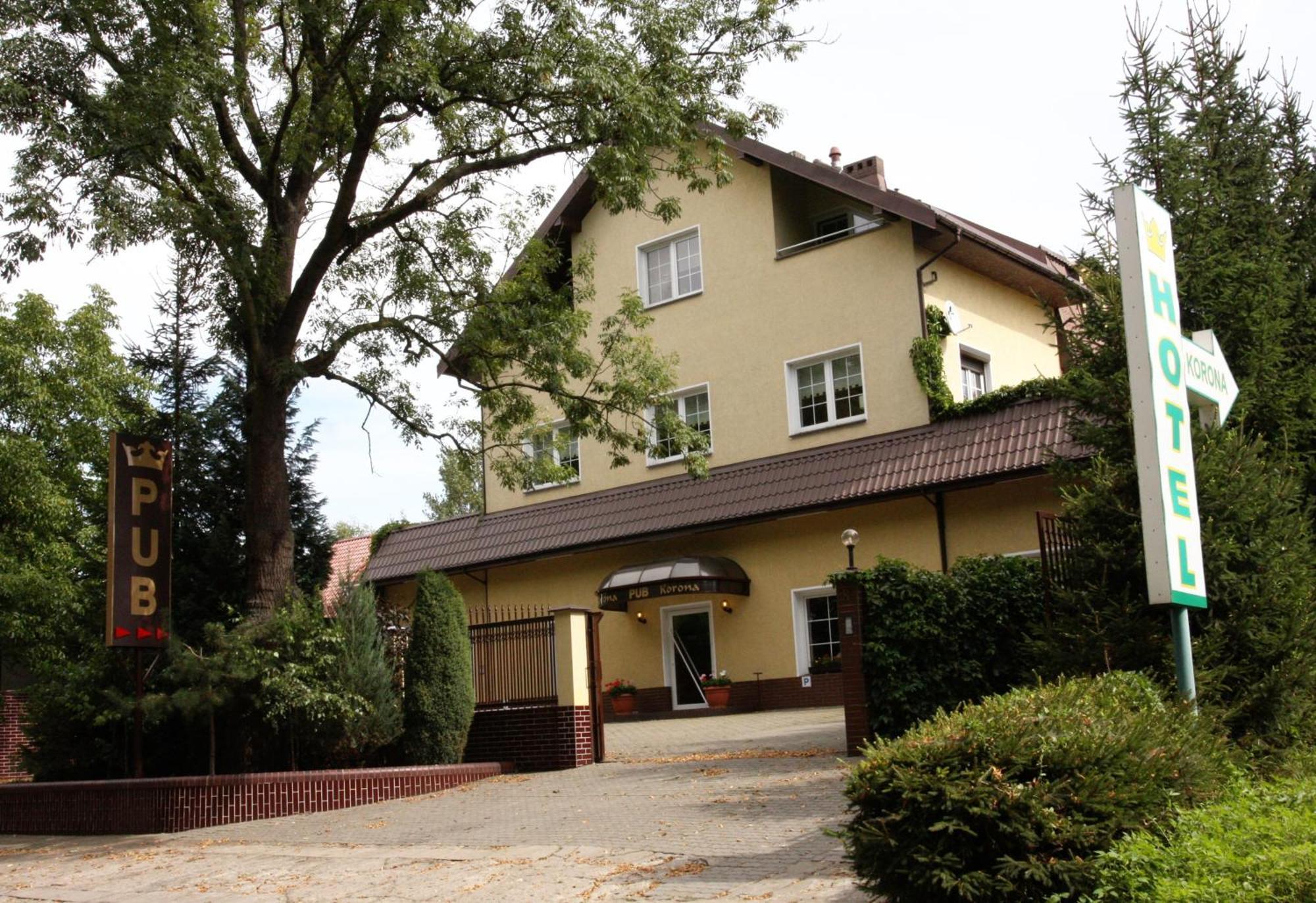Hotel Korona Slubice  Ngoại thất bức ảnh