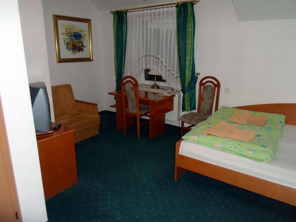 Hotel Korona Slubice  Phòng bức ảnh